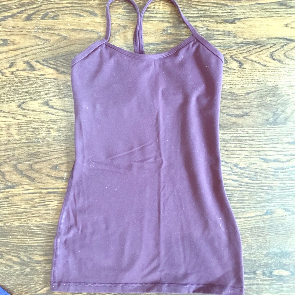 Lululemon tank top.